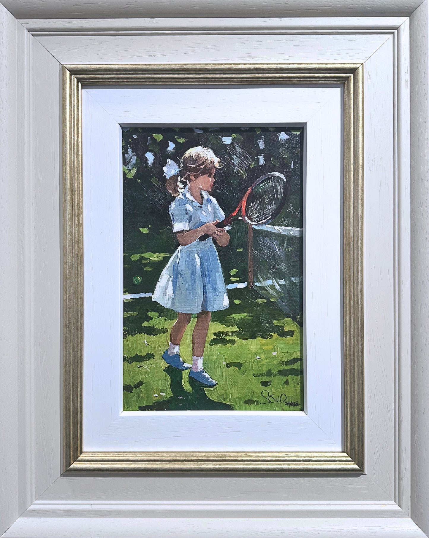 Framed painting of a young girl holding a tennis racket on grass.
tennis
society scenes
signed limited edition
Sherree Valentine Daines
Race Day Rendezvous
portrait
Playful Times
painting
impressionist
fine art
edition
contemporary art
British
For Sale London