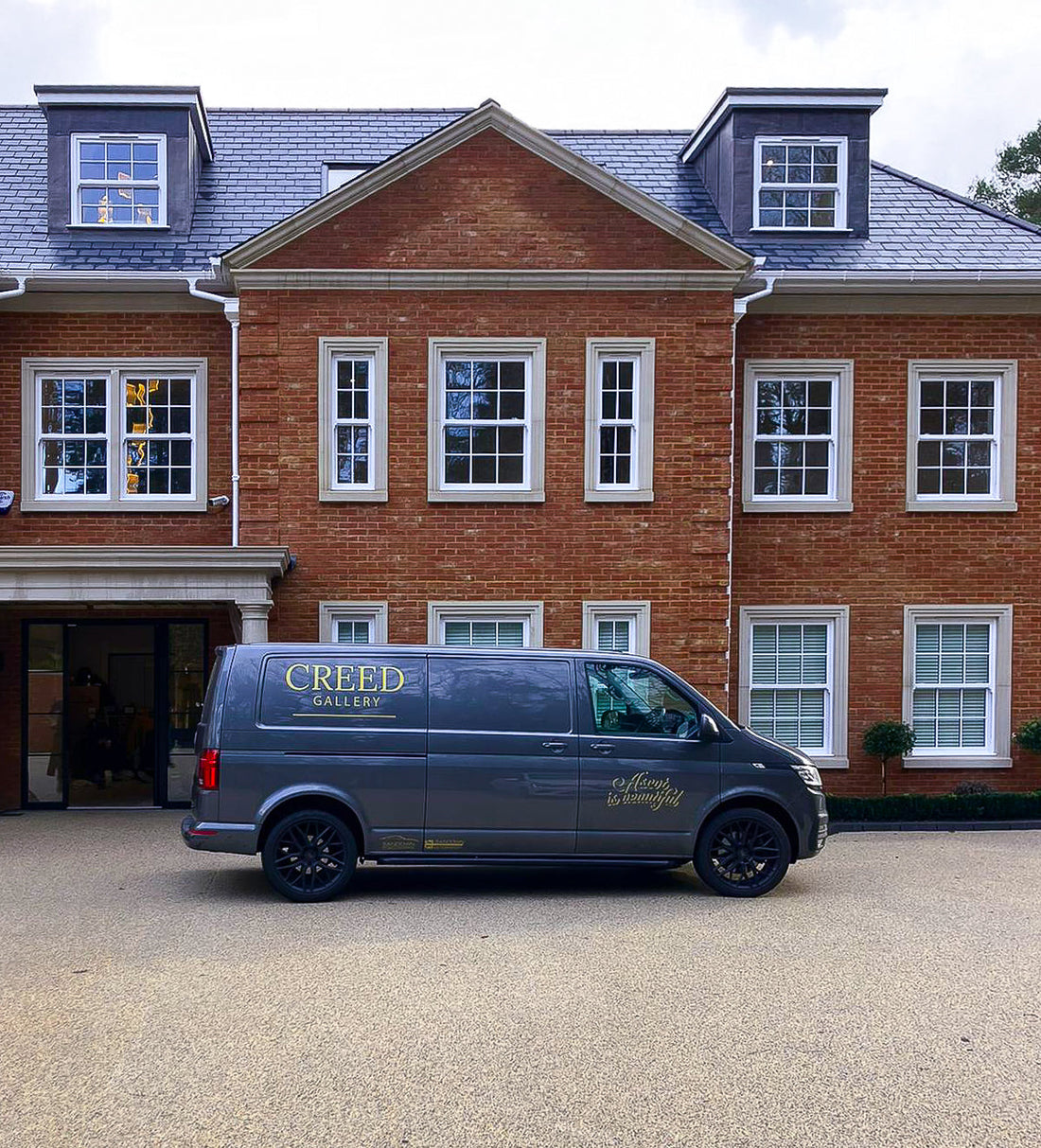Creed Gallery service vehicle at a private residence in Berkshire. Our team offers bespoke at-home art consultations and white-glove delivery for collectors in Windsor and Virginia Water.