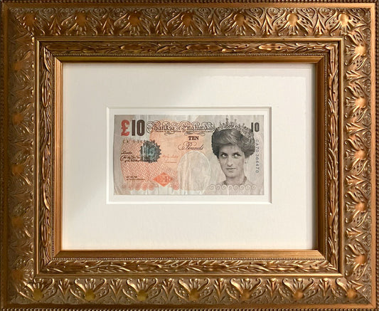 urban art

unsigned

street art

spray can

Royal

portrait

pop art

money

investment

edition

Di-Faced Tenner

contemporary art

collectable

Banksy

For Sale Surrey Ascot 