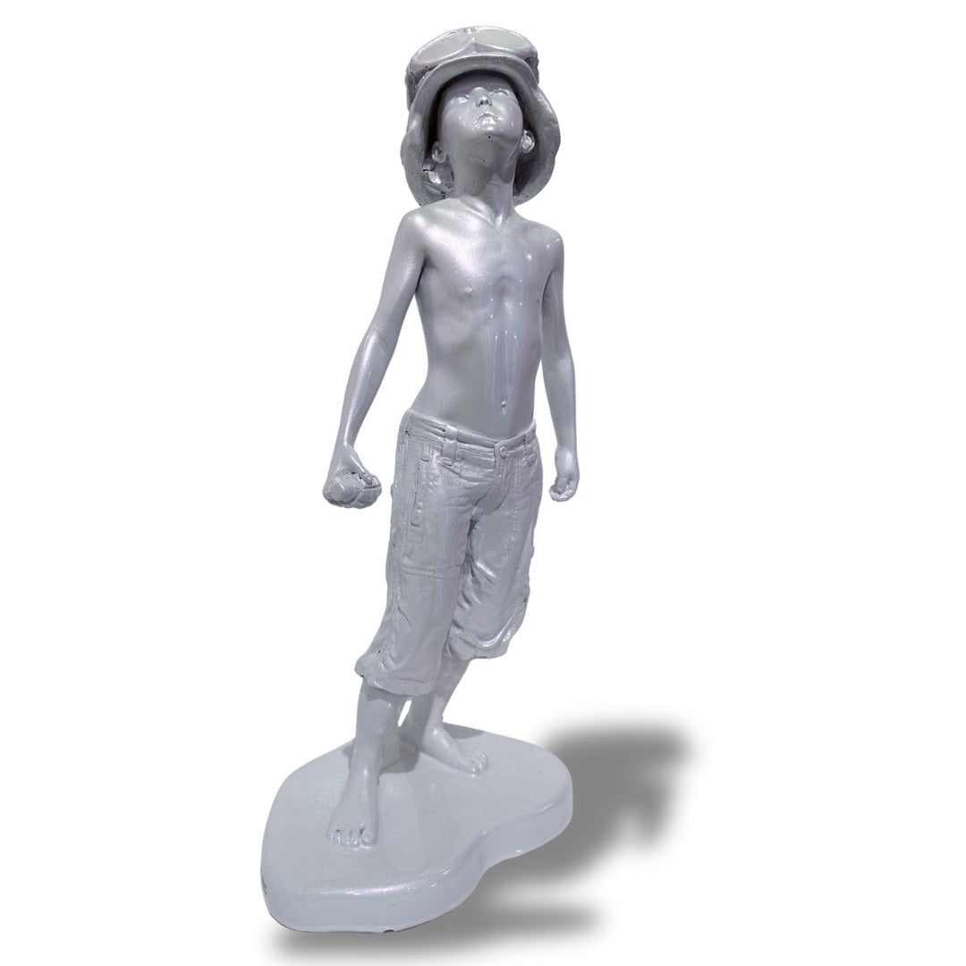 Statue of a person wearing a hat on a white background

war

street art

sculpture

portrait

pop art

original

contemporary art

Boy Soldier

For Sale Ascot 

Schoony