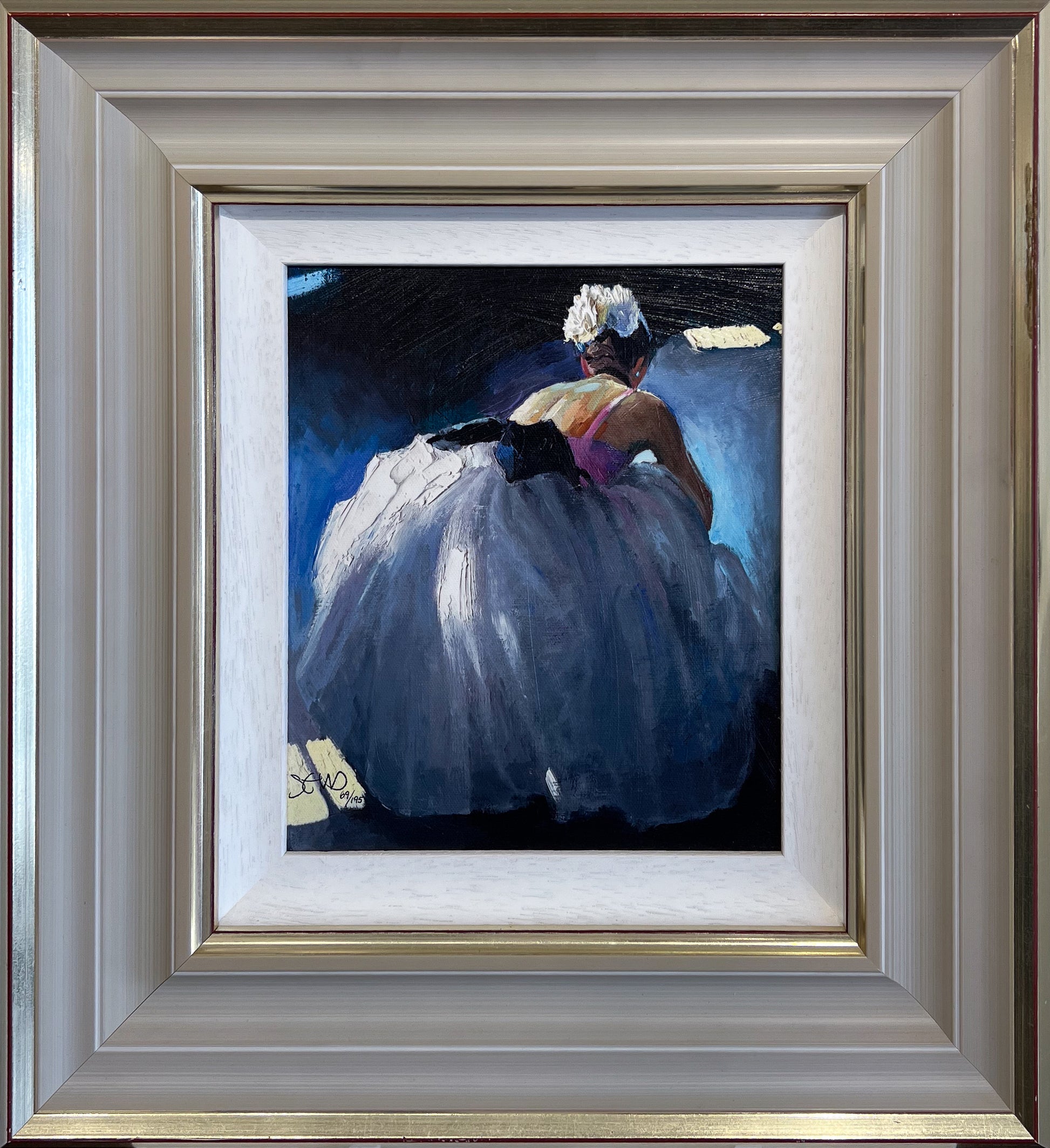 Framed painting of a ballerina in a white tutu against a dark background

Tranquil Beauty

tennis

society scenes

signed limited edition

Sherree Valentine Daines

portrait

painting

impressionist

fine art

edition

dancer

contemporary art

British

ballet

Framed Artwork For Sale Ascot 