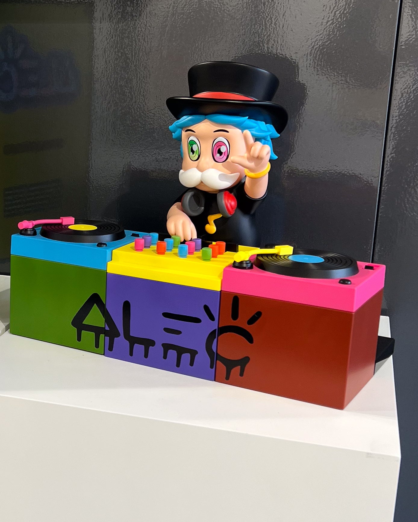 Alec Monopoly DJ Monopz sculpture, Richie Rich DJ character, Creed Gallery Ascot, Berkshire.